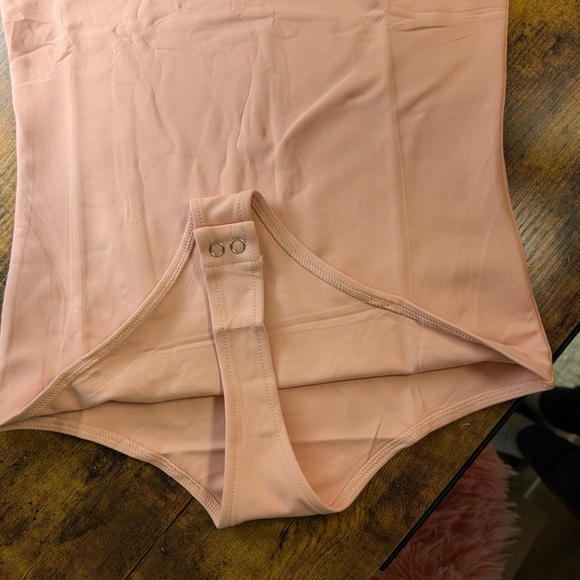 NWT -Blush Pink One-Shoulder Bodysuit - Picture 3 of 6